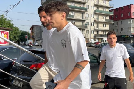 Dinamo s-a reunit fara noutati » Politic si Bani, primele declaratii: Vrem in play-off