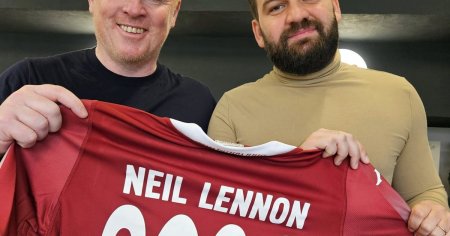 Neil Lennon s-a apucat de treaba la Rapid: 33 de jucatori la reunirea lotului