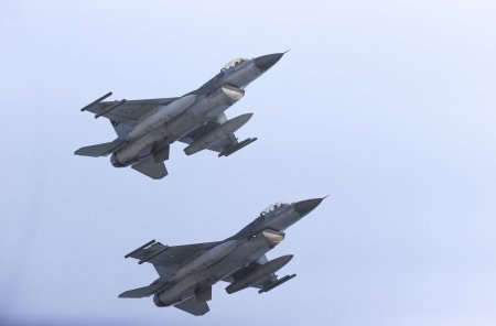 Avertismentul unui oficial rus: Avioanele F-16 si bazele lor din afara Ucrainei, tinte pentru Rusia