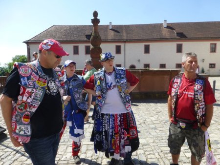 Supershow al suporterilor nemti din fancluburi chiar in orasul unde sta nationala Romaniei! Tabloidul Bild a ales astazi poza zilei de la festivalul unic in Germania