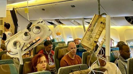 Ce compensatii vor primi pasagerii raniti din avionul companiei Singapore Airlines afectat de turbulente severe in mai