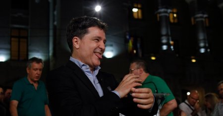 Nicusor Dan nu exclude o candidatura la prezindentiale. Politicienii i-au inrosit telefonul ca sa il felicite