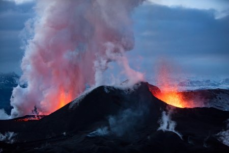Vulcanul Eyjafjallajökull din Islanda - localizare, istoria eruptiilor, curiozitati