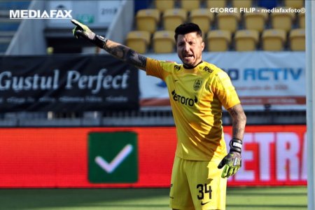 CFR Cluj anunta plecarea portarului Cristi Balgradean