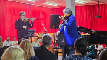 Stradivarius vs. Guarneri - confruntari cu sali pline in tara si in Republica Moldova. Turneul National Duelul Viorilor continua la Iasi (11 iunie) si Caracal (12 iunie)