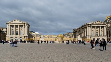 Incendiu la Palatul Versailles, care va gazdui evenimente in cadrul Jocurilor Olimpice | VIDEO