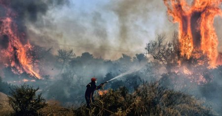 Avertizare pentru turistii romani care merg in vacanta in Grecia: Creste semnificativ riscul de incendii