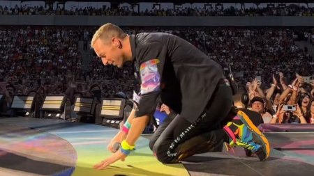 Coldplay, la primul concert in Romania: Tot ce am facut pana astazi a fost o repetitie pentru Bucuresti. Multumim ca ne-ati asteptat 25 de ani!