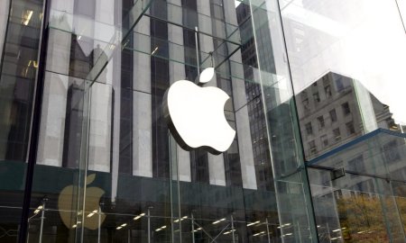 Apple devine primul brand din lume evaluat la un trilion de dolari