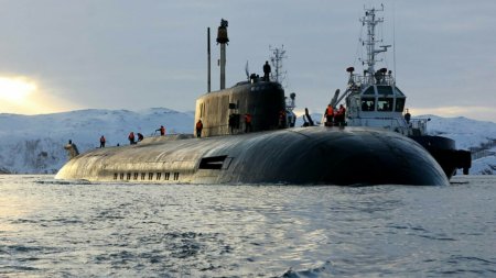 <span style='background:#EDF514'>SUBMARINUL</span> rus care tocmai a aparut in largul Cubei este unul dintr-o noua clasa de submarine care ingrijoreaza SUA si NATO