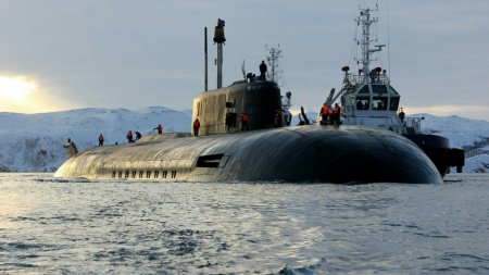 Submarinul rus care tocmai a aparut in largul Cubei este unul dintr-o noua clasa de submarine care ingrijoreaza SUA si NATO