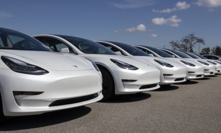 Tesla se asteapta sa creasca preturile Model 3 in Europa, dupa tarifele mai mari ale UE pentru vehiculele electrice din China