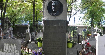 15 iunie: Ziua in care a murit, acum 135 de ani, genialul Eminescu. Ultimele versuri gasite in buzunarul sau