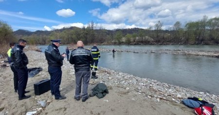 Un cetatean ucrainean aflat in pericol de inec in raul Tisa a fost salvat de politistii de frontiera din Maramures