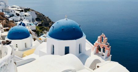 Val de decese si disparitii misterioase in Grecia. Un turist olandez a fost gasit mort, iar alti 4 sunt disparuti