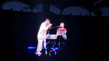 Ce s-a intamplat la concertul Coldplay din Budapesta, dupa scandalul Babasha din Romania. Au decis asta de la inceput?
