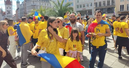 VIDEO Fanii romani, sufocati in metrou, in drum spre stadion. Nene vatman, inchide caldura!