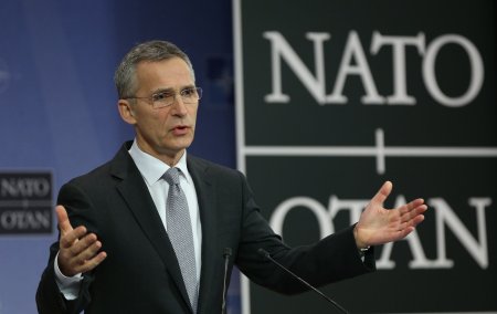 Reactia dura a Kremlinului dupa ce seful NATO a anuntat ca Alianta se pregateste sa scoata armele nucleare din depozite. SUA si Europa imping lumea in pragul unei confruntari nucleare