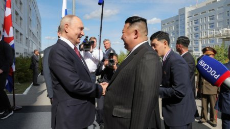 Putin se intalneste cu Kim Jong-un in Coreea de Nord. Este prima vizita pe care o face la Phenian dupa mai bine de 20 de ani