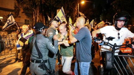 Tensiuni in Ierusalim. Arestari si raniti la un nou protest impotriva lui Netanyahu. Reactia politiei | GALERIE FOTO