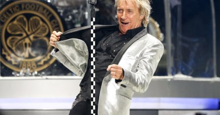 Rod Stewart, huiduit de fanii germani in timpul unui concert. Ce afirmatie a cantaretului i-a deranjat pe spectatori