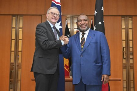 Australia trimite sapte ministri in Papua Noua Guinee pentru discutii despre securitate si comert