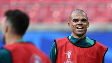 Portughezul Pepe a devenit cel mai varstnic jucator din istoria Campionatului European. Cati ani are fotbalistul?