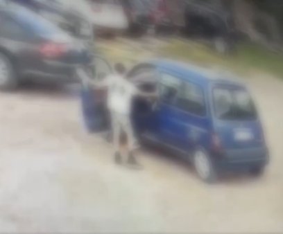 Trei copii din Neamt au furat si distrus mai multe masini in curtea unui service auto. Pagube de circa 30.000 de lei