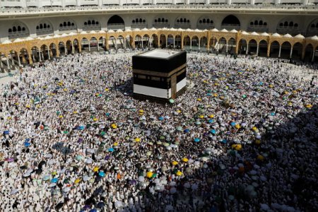 Cel putin 550 de pelerini au murit in timpul pelerinajului musulman de la Mecca, la peste 50 de grade