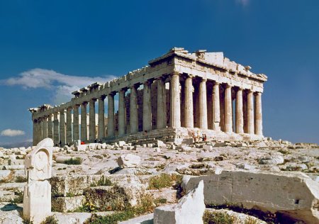 O noua descoperire de senzatie dezvaluie un templu ascuns sub Parthenon!