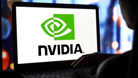 Actiunile Nvidia scad abrupt din maximele istorice. Compania a pierdut sute de miliiarde in doar cateva ore