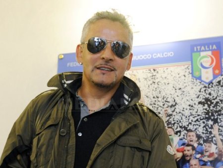 Robert Baggio a fost atacat si jefuit in propria casa in timpul infrangerii Italiei in fata Spaniei la Euro