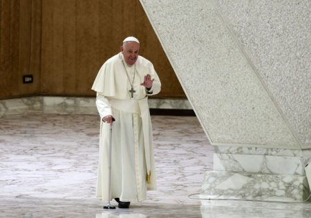 Un student i-a cerut Papei sa nu mai foloseasca un limbaj ofensator pentru comunitatea LGBTQ