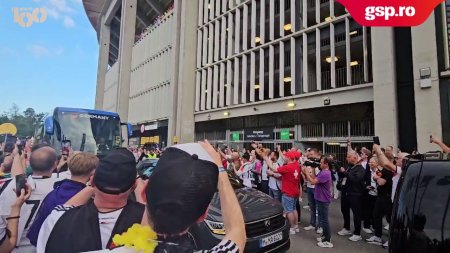 Elvetia - Germania. Autocarul nemtilor a ajuns la stadionul din Frankfurt