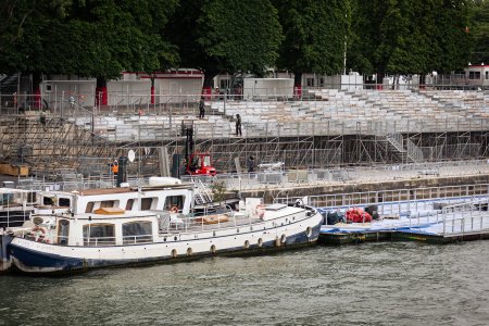 Parizienii ameninta ca isi vor face nevoile in raul Sena. Avertismentul francezilor vine cu o luna inainte de Jocurile Olimpice de la Paris