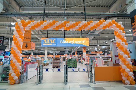 Auchan ataca piata de retail cu politica de preturi adaptata puterii de cumparare a romanilor