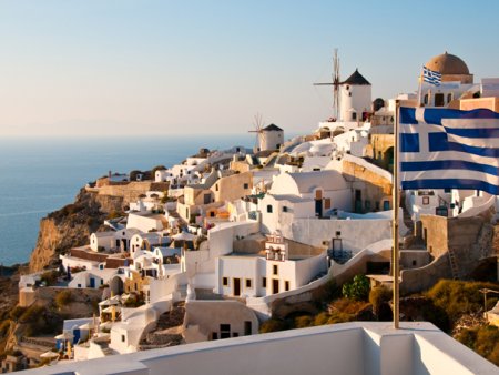 Numarul turistilor morti in urma valului de caldura din Grecia a ajuns la sase