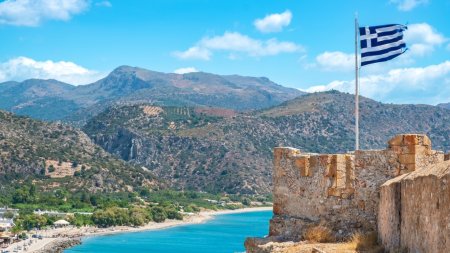 Un turist german a fost gasit mort pe insula Creta, dupa ce a plecat intr-o excursie. Acesta s-ar fi ratacit