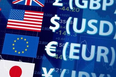 Euro se vinde cu peste 5 lei, la casele de schimb valutar ale principalelor banci comerciale