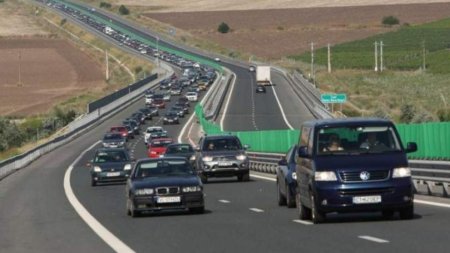 Un sector al Autostrazii Soarelui se va inchide in noaptea de marti spre miercuri