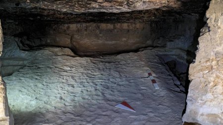 33 de morminte antice cu ramasitele unor mumii au fost descoperite de <span style='background:#EDF514'>ARHEOLOGI</span> in Egipt