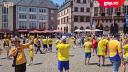 Fanii romani si slovaci petrec impreuna in Frankfurt inaintea meciului direct