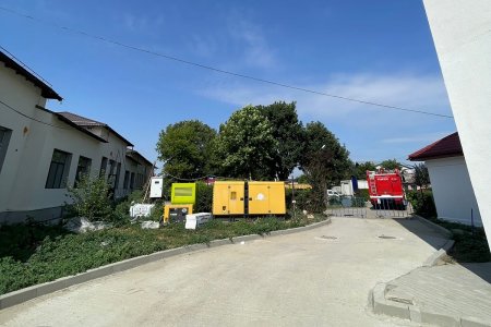 Incendiu de proportii la un spital din Romania: Cinci echipaje ISU mobilizate