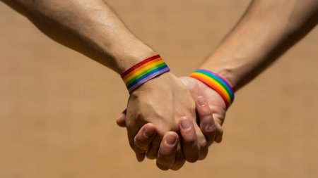 Care sunt localurile preferate de comunitatea LGBTQ+ din Bucuresti. Plus, cluburile gay din marile orase