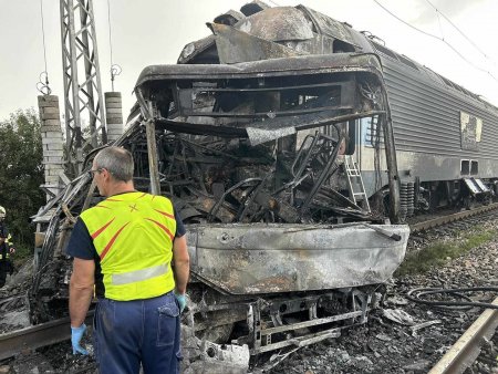 Cel putin 5 morti intr-un accident in Slovacia, dupa ce un tren Eurocity a lovit un autobuz
