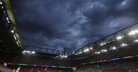 Meciul Germania - Danemarca, de la Euro 2024, intrerupt de arbitru dintr-un motiv rar intalnit