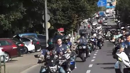 Motociclistii au incercat sa isi castige respectul in trafic printr-o parada la Targu Mures. 
