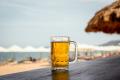 Preturile mari pe litoralul romanesc: Cat costa un pahar de bere rece si un sezlong pe plaja in acest sezon estival