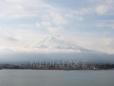 Japonia impune noi taxe de acces pe Muntele Fuji pentru a limita turistii