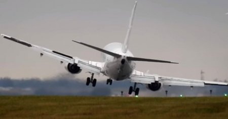 Incident grav. Un avion a aterizat de urgenta, din cauza unor turbulente severe. 30 de pasageri au suferit rani si traumatisme ortopedice
